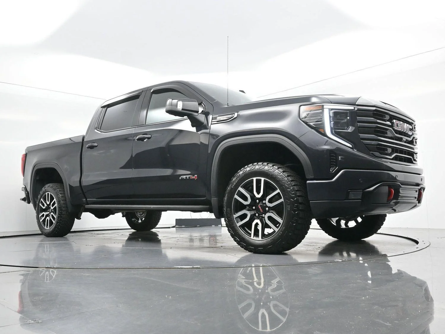 Used 2024 Titanium Rush Metallic GMC AT4 image 44