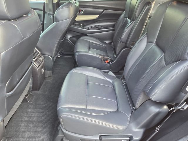 Used 2019 White Subaru Limited image 22