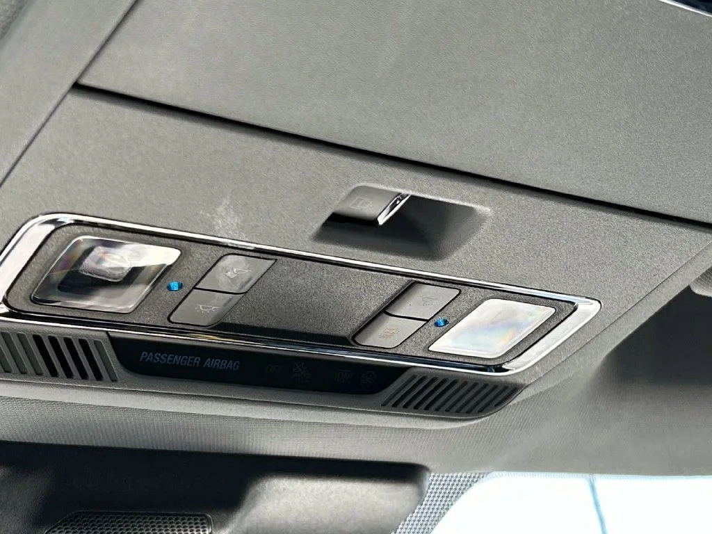 Used 2023 Gray Metallic Ford Lariat image 41