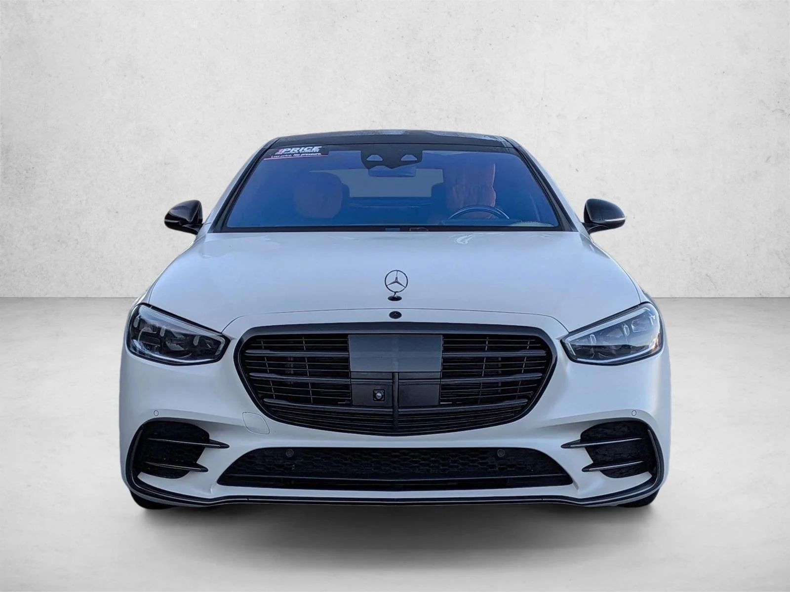 Used 2023 Manufaktur Cashmere White Magno Mercedes-Benz S 580 image 2