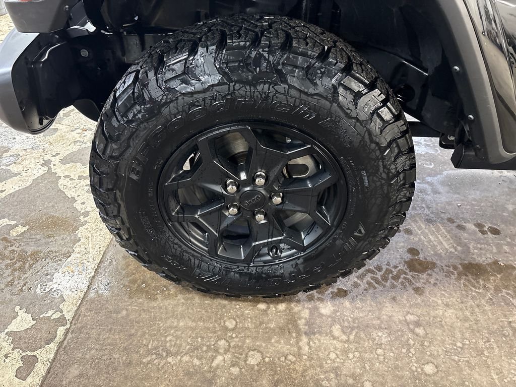 Certified Used 2022 Black Jeep Willys image 11