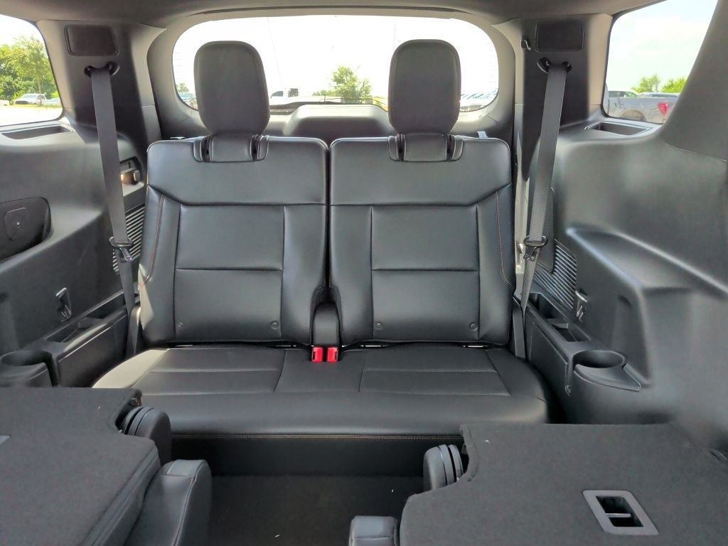 New 2026 Carbonized Gray Metallic Ford Tremor® image 41