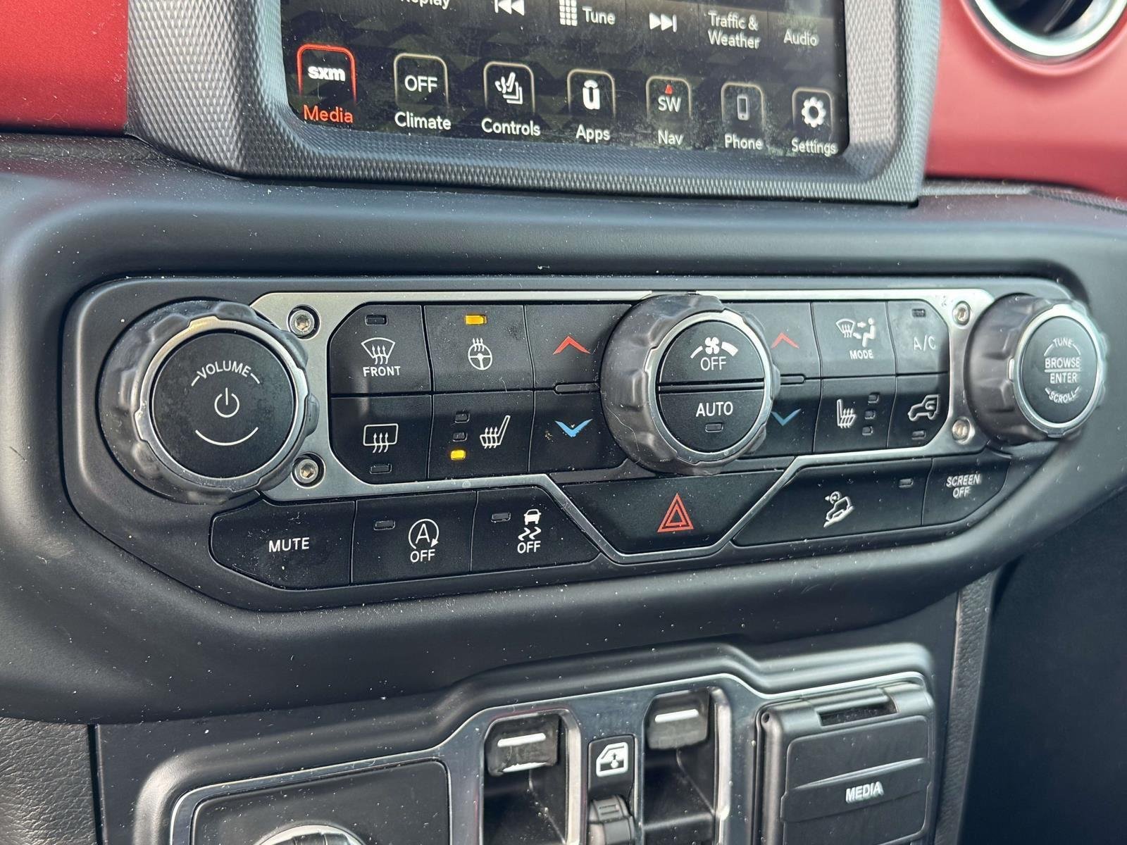 Used 2020 Bright White Clearcoat Jeep Rubicon image 5