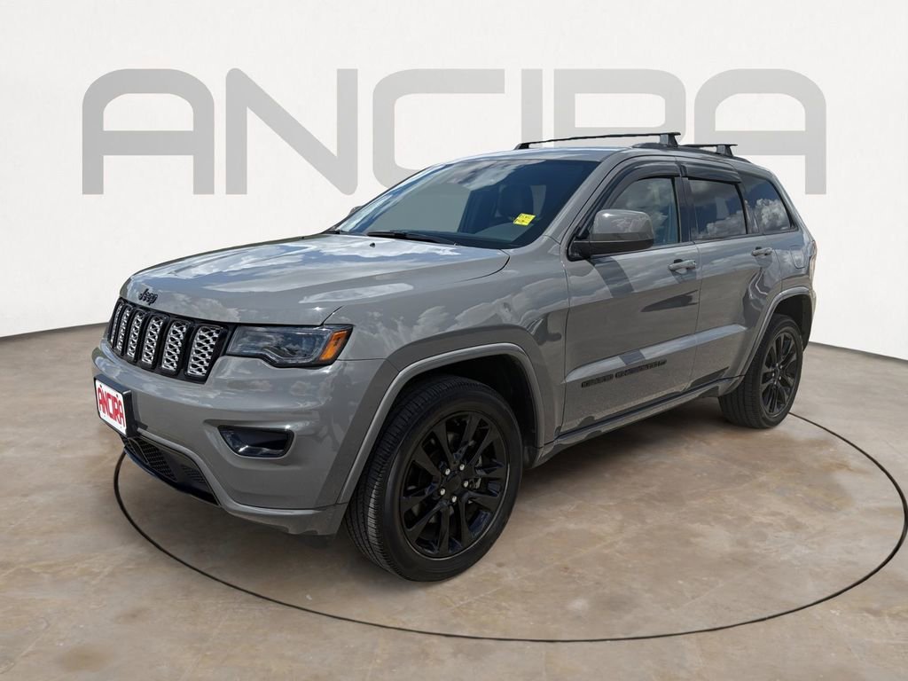 Used 2022 Sting-Gray Clearcoat Jeep Laredo X image 7