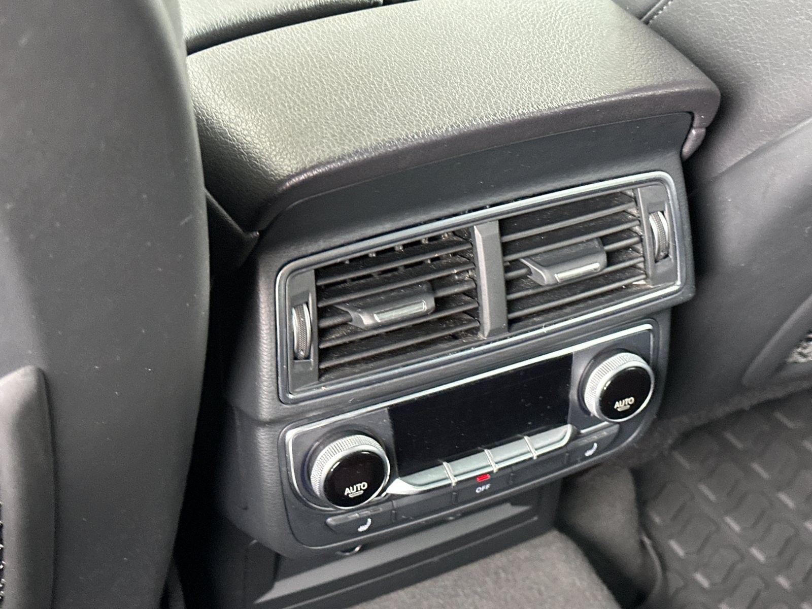 Used 2019  Audi 55 Prestige image 13