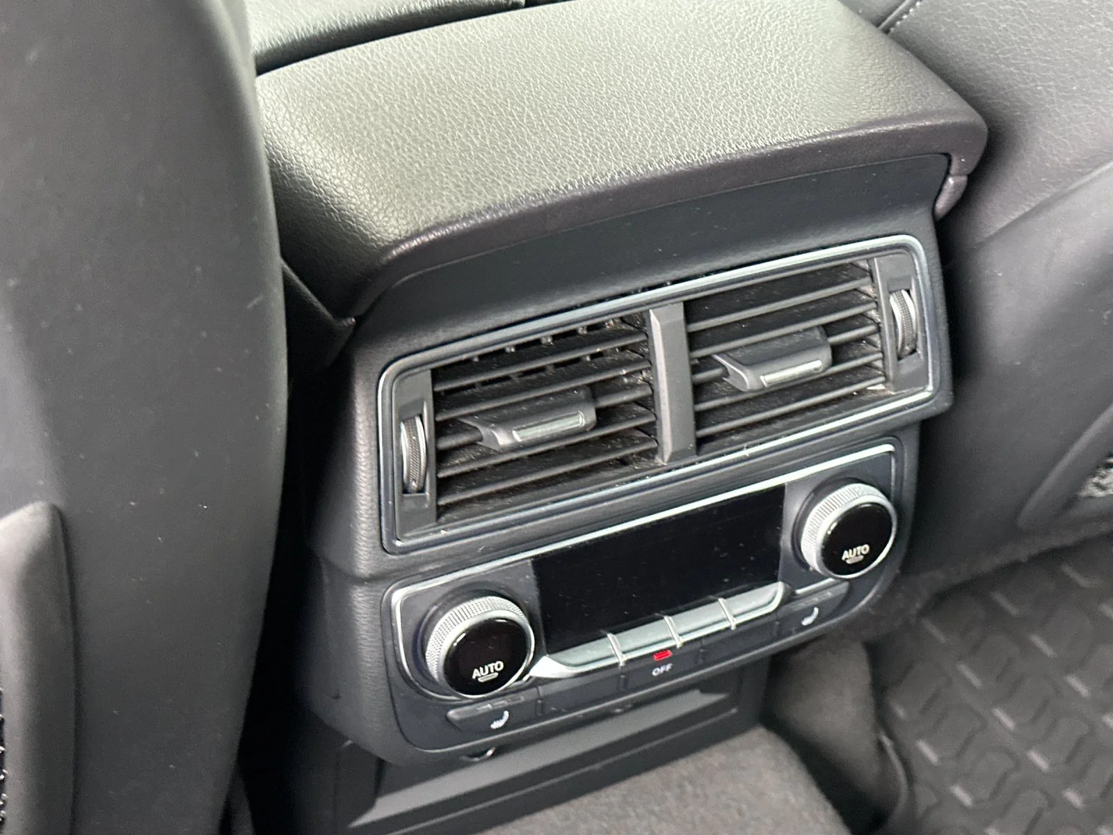Used 2019  Audi 55 Prestige image 13