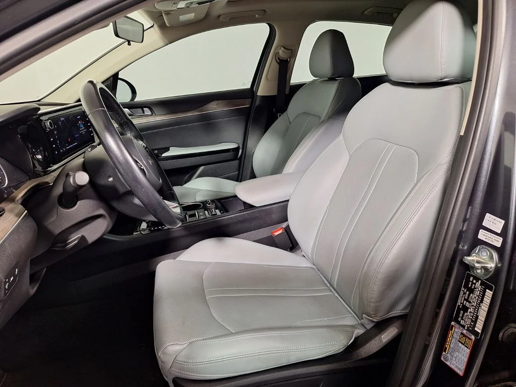 Used 2024 Gray Kia EX image 22