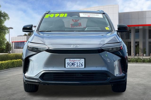 Certified Used 2023  Toyota XLE image 11