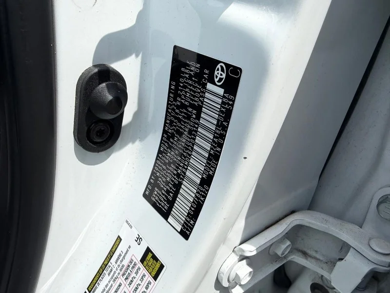 Certified Used 2023 Ice Toyota LE image 21