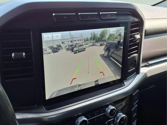 Used 2023  Ford XL image 8