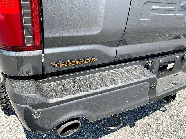 New 2026 Carbonized Gray Metallic Ford Tremor® image 44