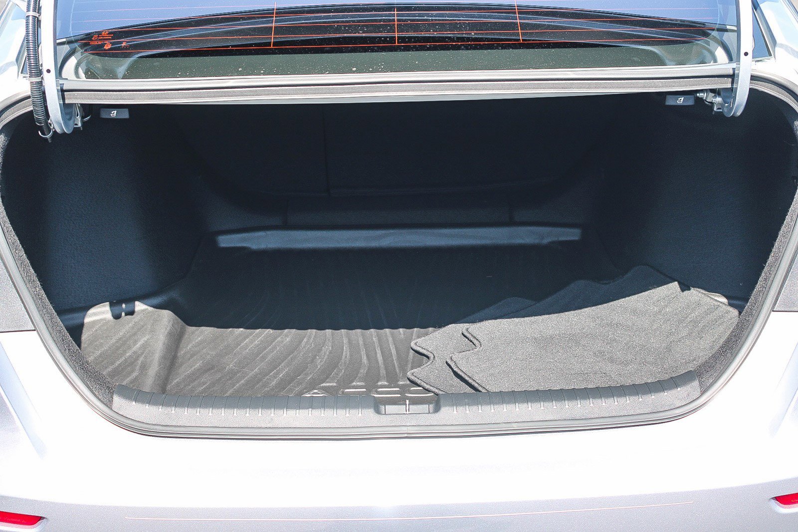 Certified Used 2025 Solar Silver Metallic Honda Sport image 25