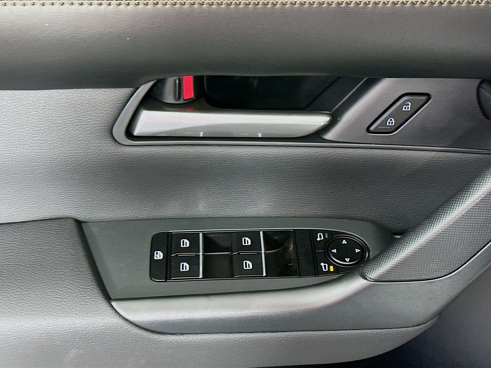 New 2026 Wind Chill Pearl Mazda 2.5 S Premium AWD image 18