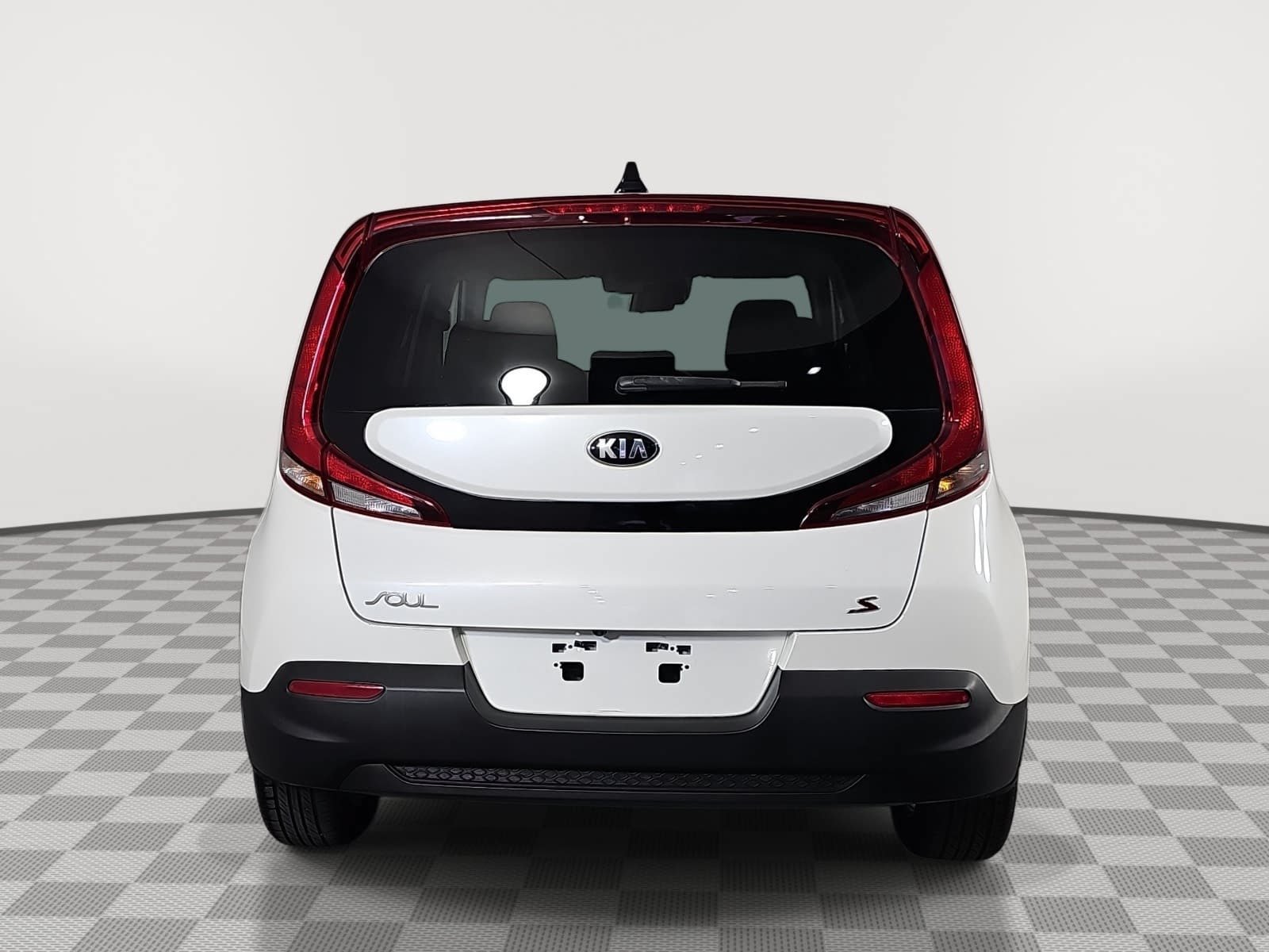 Used 2020 White Kia S image 7