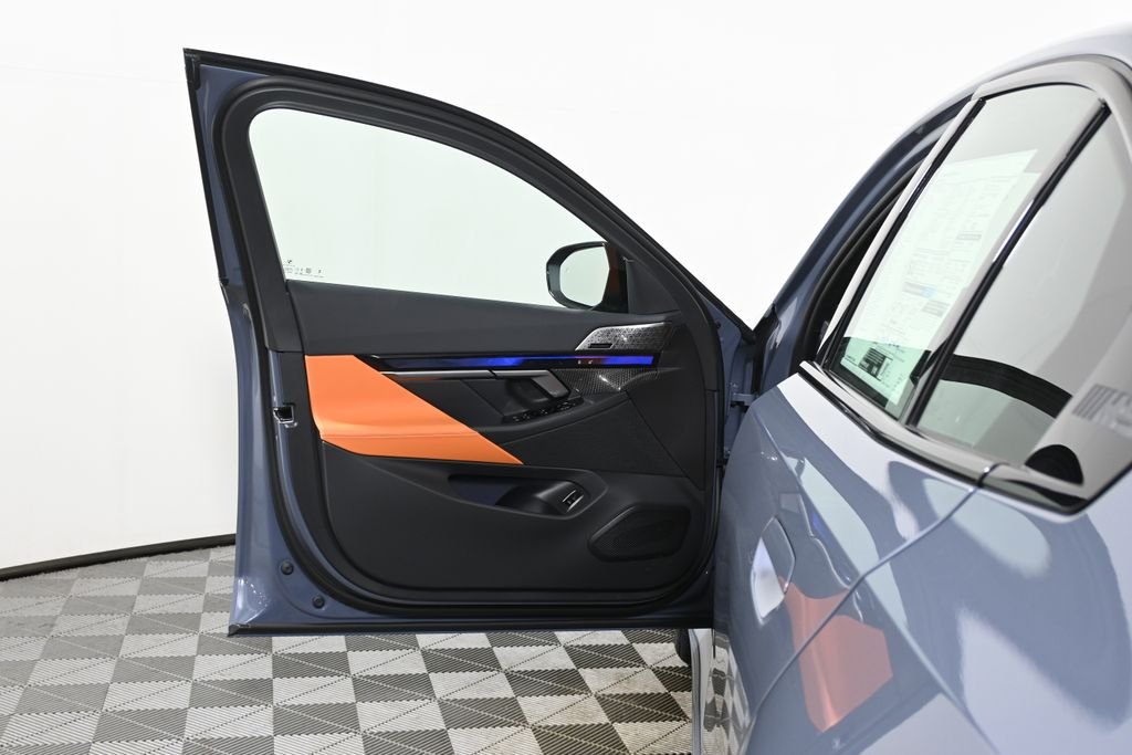 New 2026 Storm Bay Metallic BMW Base image 29