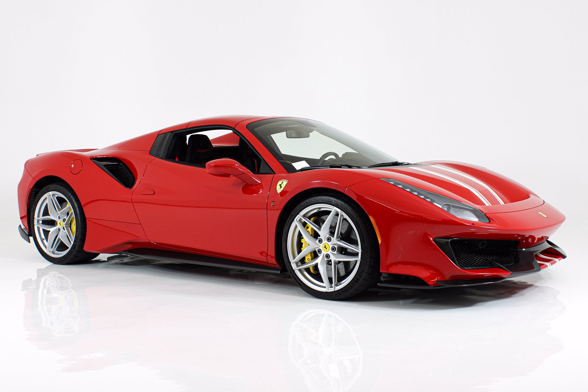 Certified Used 2019 Red Ferrari  image 17