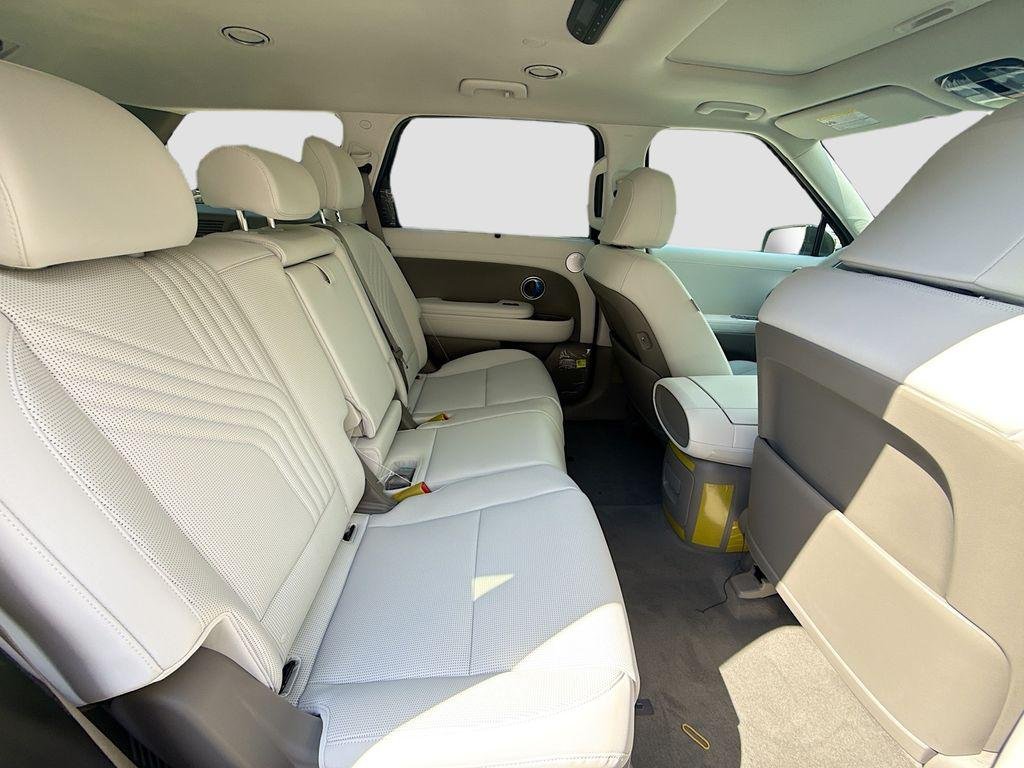 New 2026 Abyss Black Pearl Hyundai SEL Premium FWD image 20