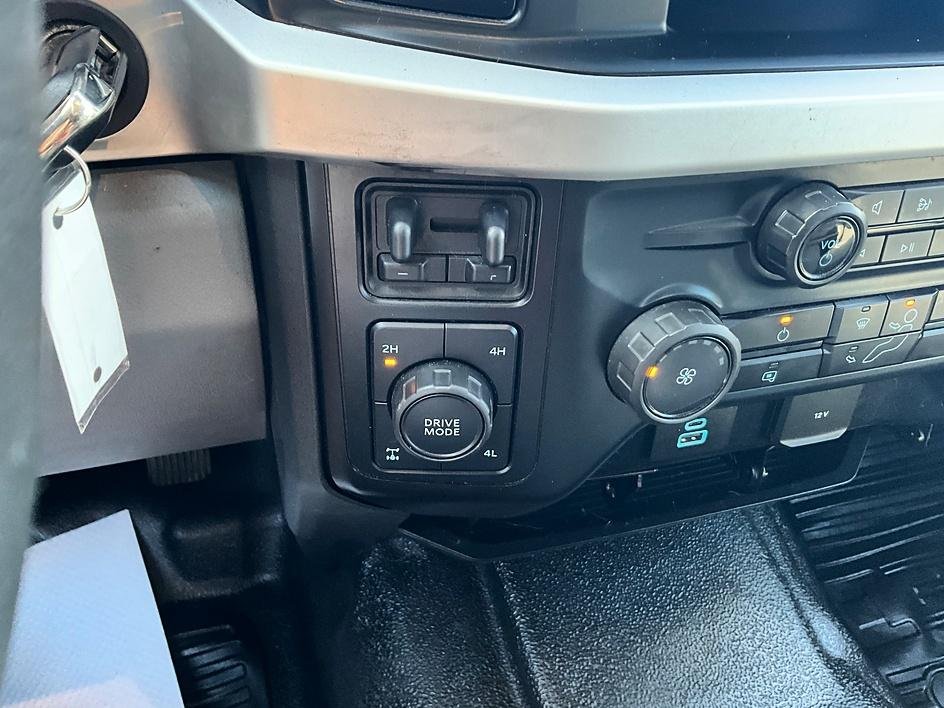 Used 2023 White Ford XL image 22