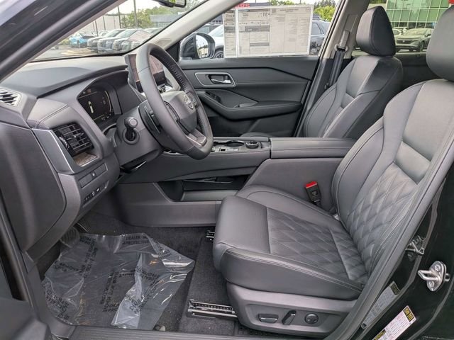 New 2026 Super Black Nissan Platinum image 19