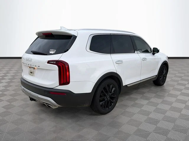 Used 2022 White Kia SX image 7