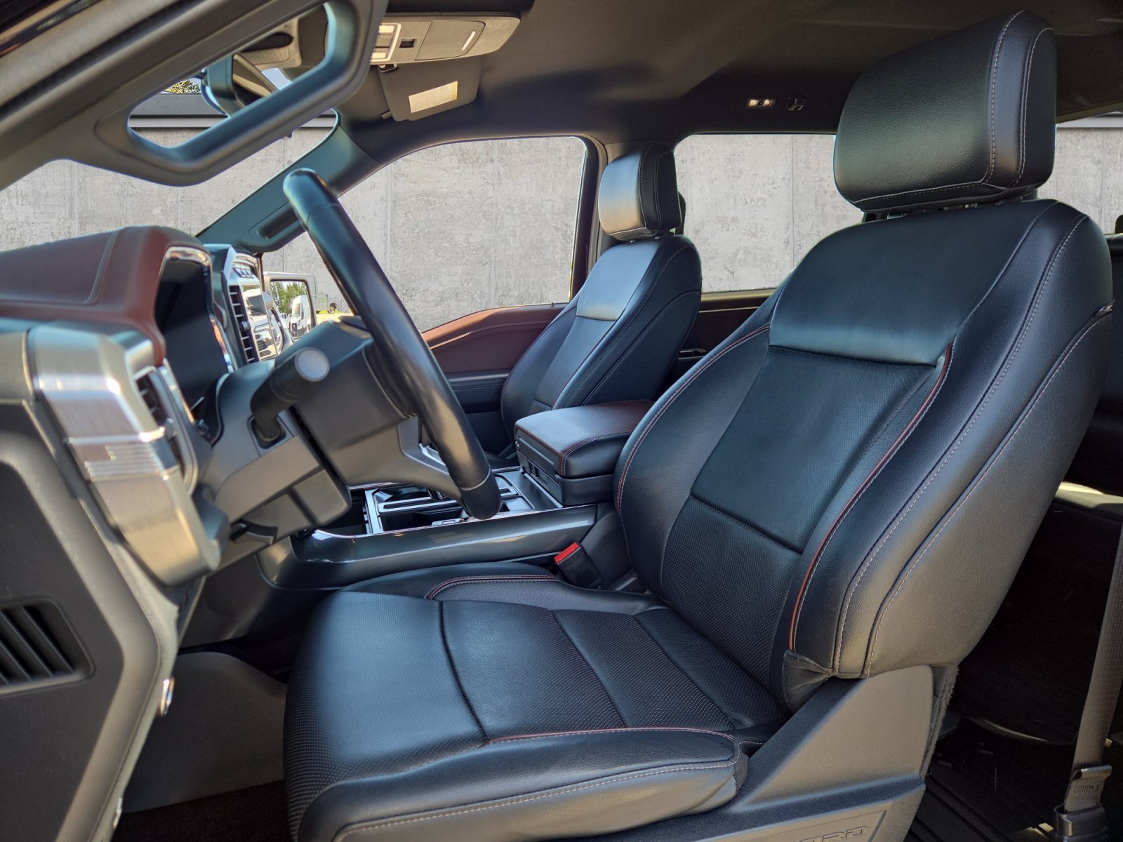 2023 Ford F-150 Lariat - Photo 9