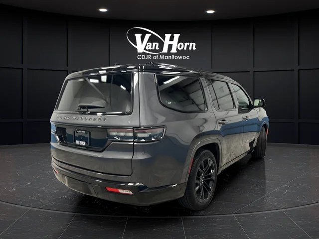 Used 2024 Baltic Gray Metallic Clearcoat Jeep Series III image 3