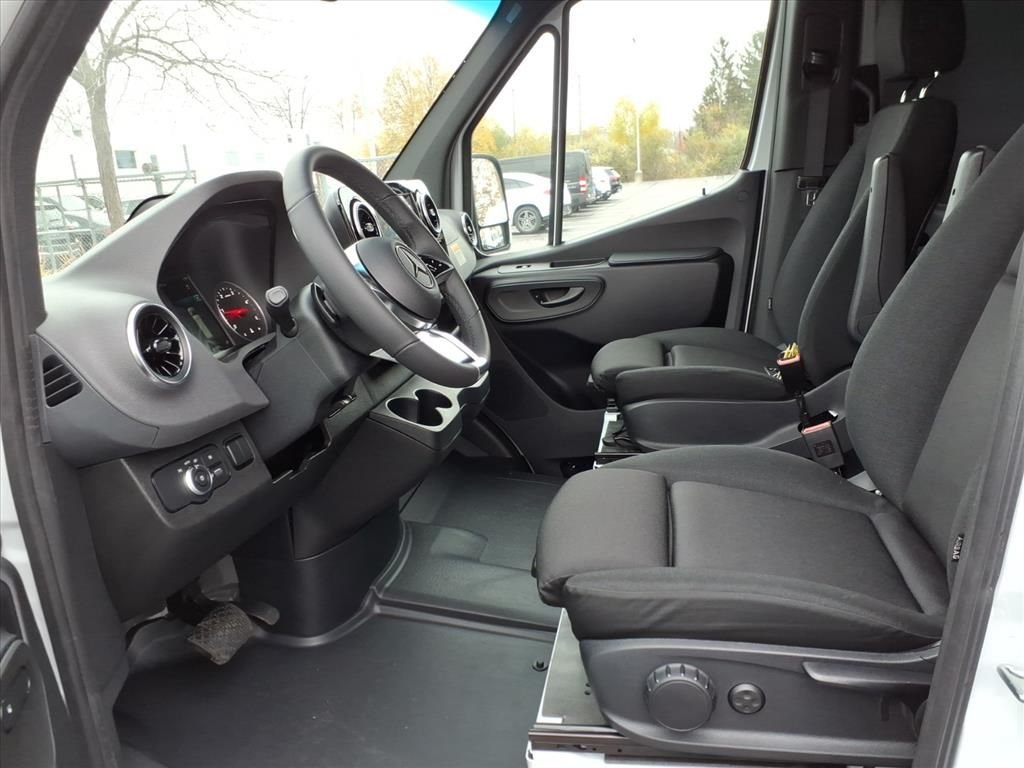 2025 Mercedes-Benz Sprinter Cargo Van Base - Photo 11