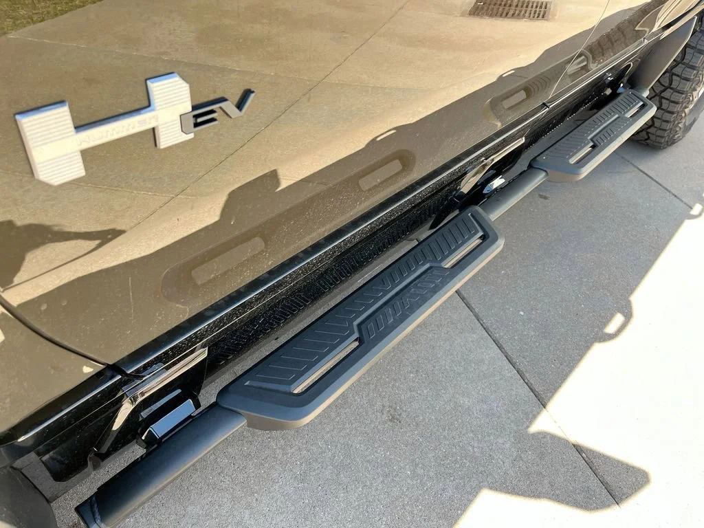 2025 GMC HUMMER EV 2X - Photo 10
