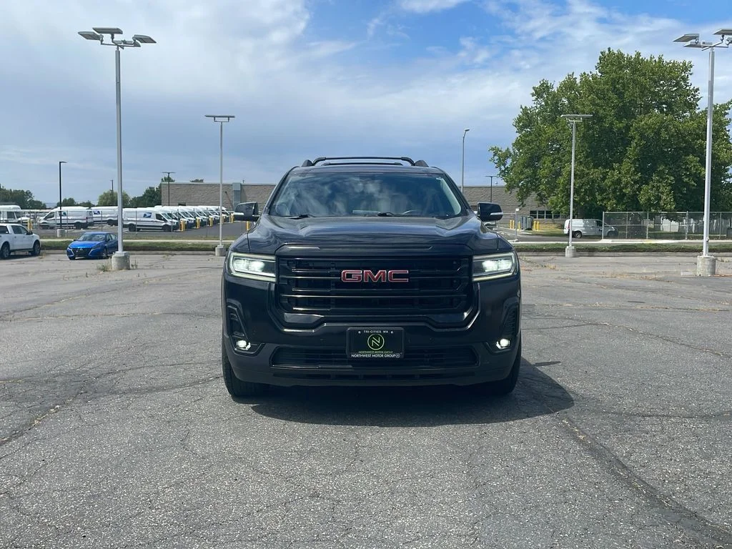 Used 2021 Ebony Twilight Metallic GMC AT4 image 2