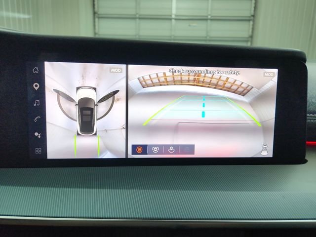Used 2025 White Nissan Platinum image 30