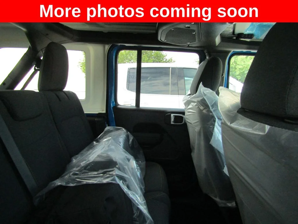 New 2026 hydro blue pearlcoat Jeep Sport RHD image 12