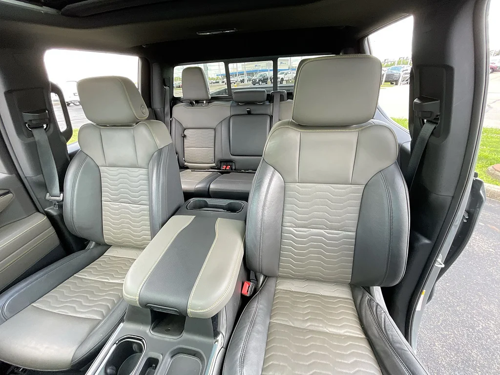 Used 2023 GRAY Chevrolet ZR2 image 21