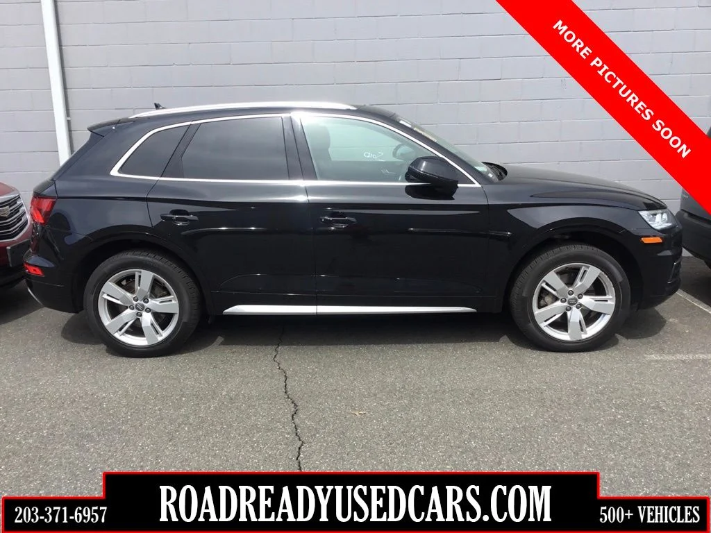 2019 Audi Q5 2.0T quattro S tronic Premium Plus's photo