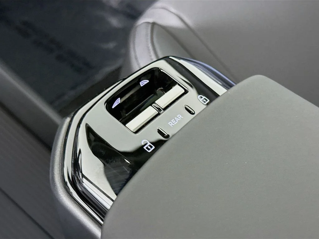 New 2026  Volvo Twin Motor Performance Plus image 17