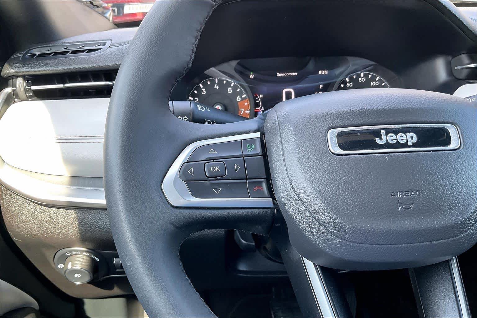 Used 2025 Bright White Clearcoat Jeep Limited image 22