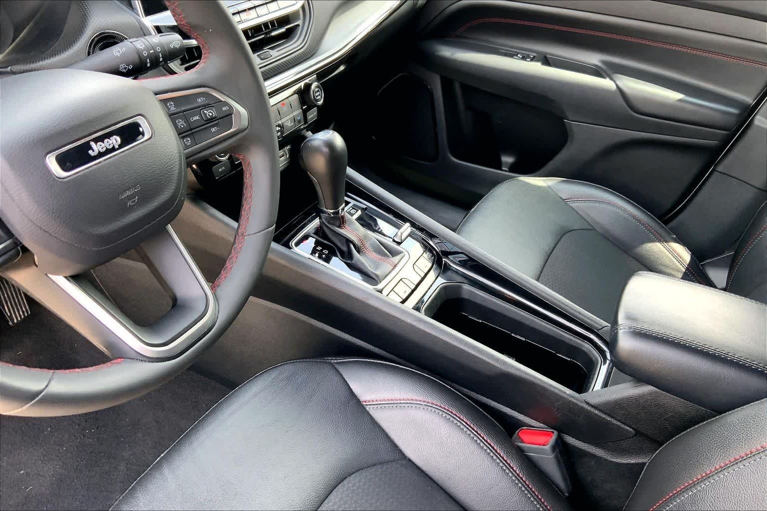 Used 2024 Bright White Clearcoat Jeep Trailhawk image 16