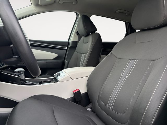 Used 2024 Black Hyundai SEL image 11