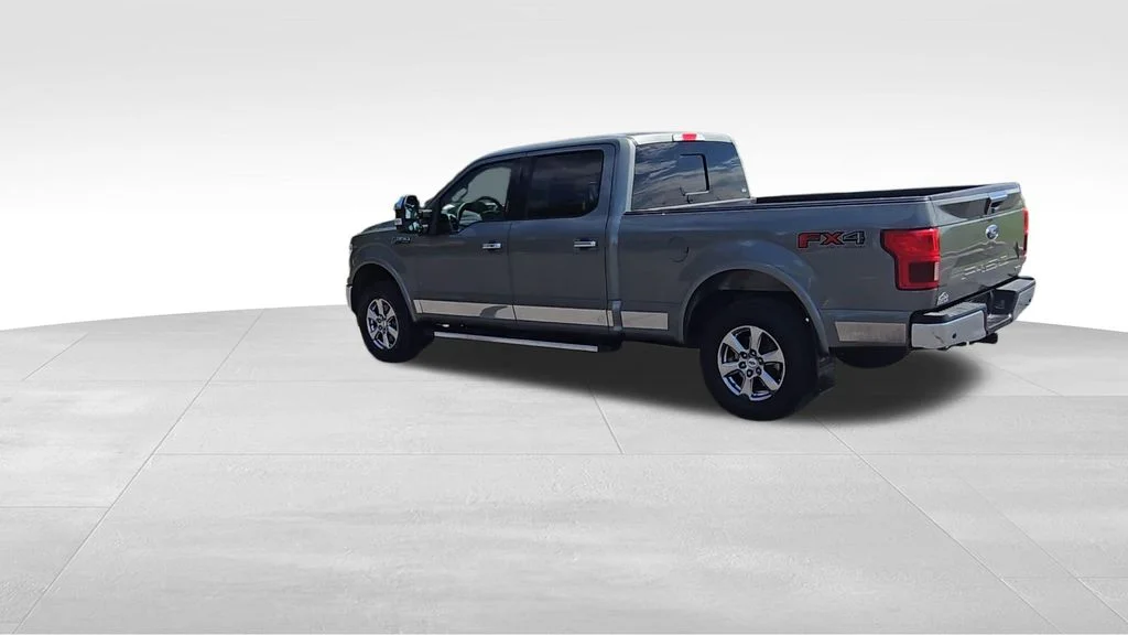 Used 2019 Green Ford Lariat image 6