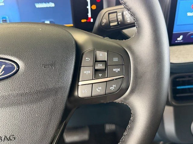 New 2026 Shadow Black Ford XLT image 30