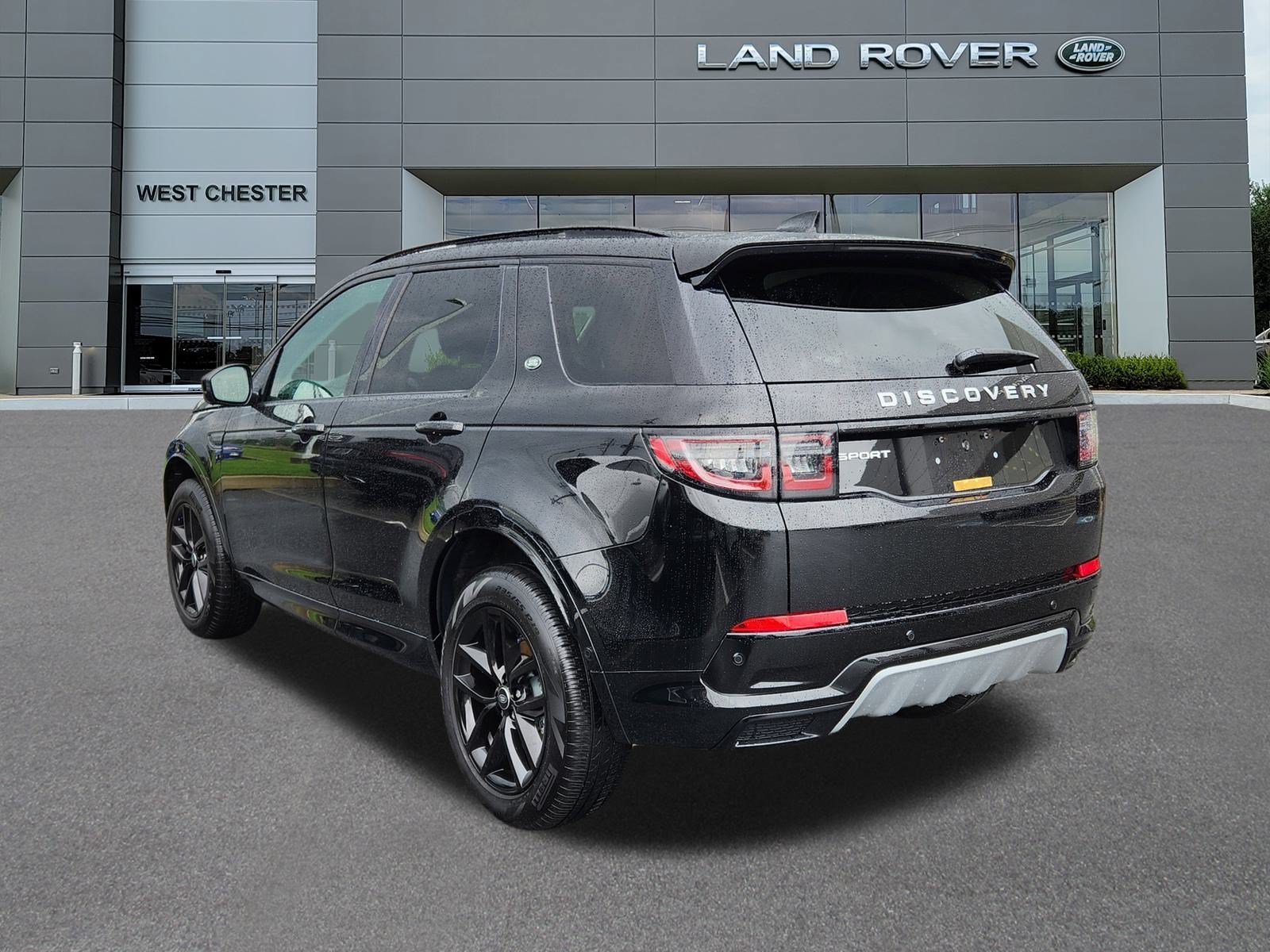 Certified Used 2025 Santorini Black Metallic Land Rover S image 3
