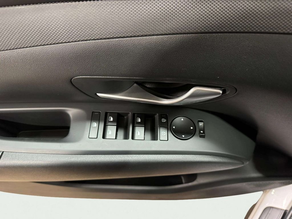 2026 Hyundai Tucson Blue SE - Photo 25