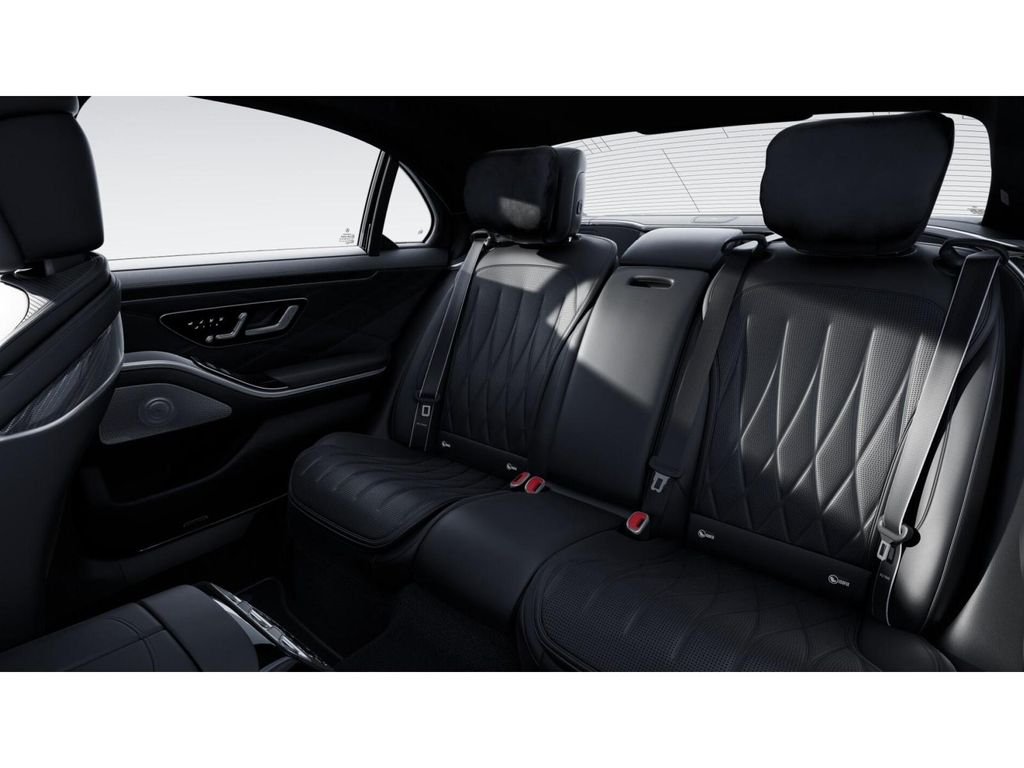 2025 Mercedes-Benz S-Class S 63 - Photo 5