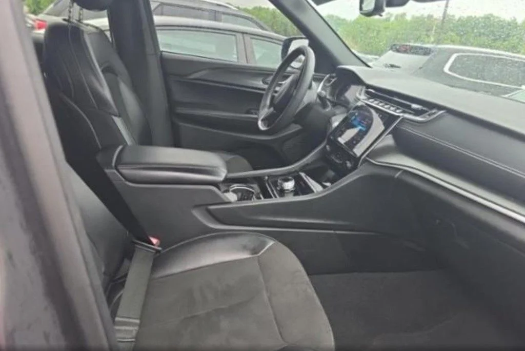 Certified Used 2023 Gray Jeep Altitude X image 12
