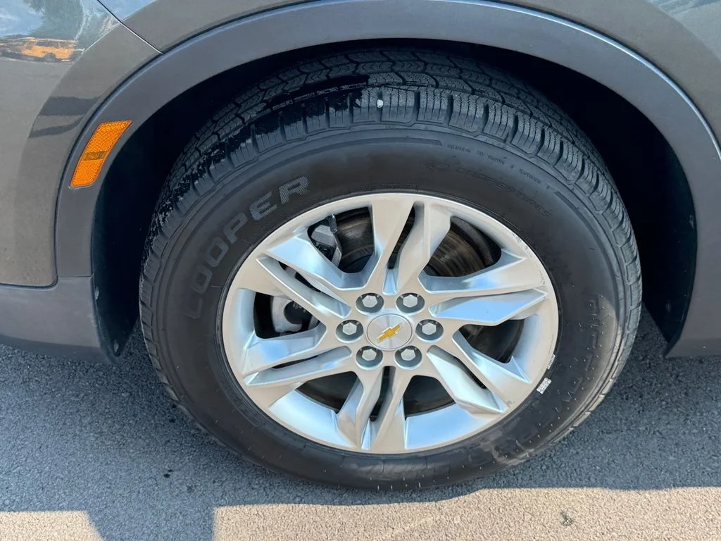 Used 2019 Gray Chevrolet Base image 15