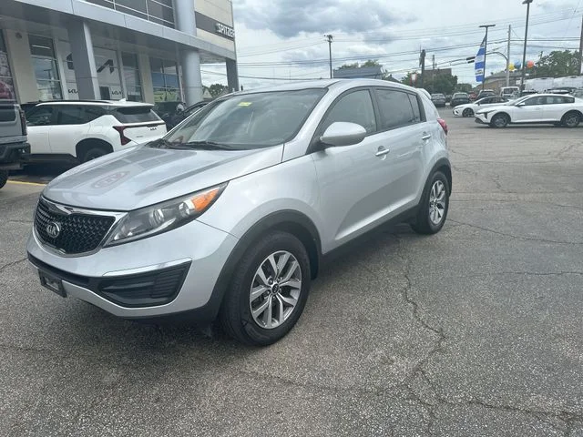 Used 2015  Kia LX image 11