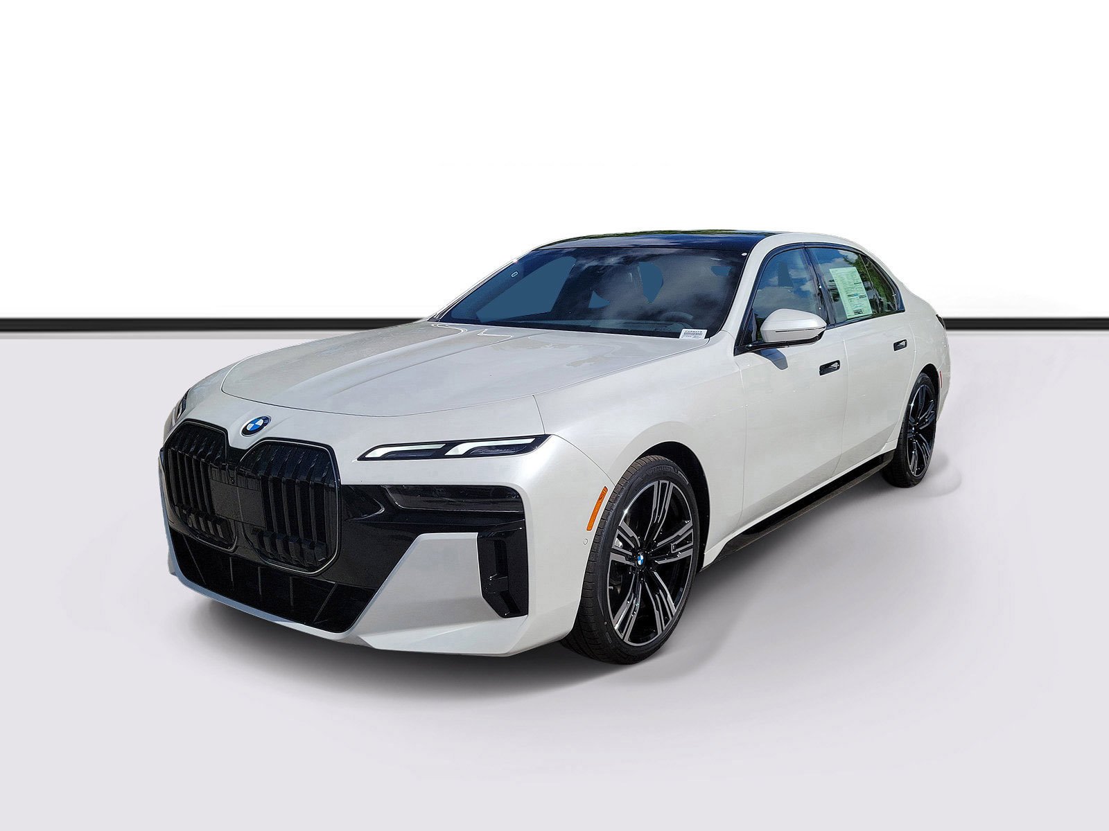 New 2026 Mineral White Metallic BMW 760i xDrive image 2