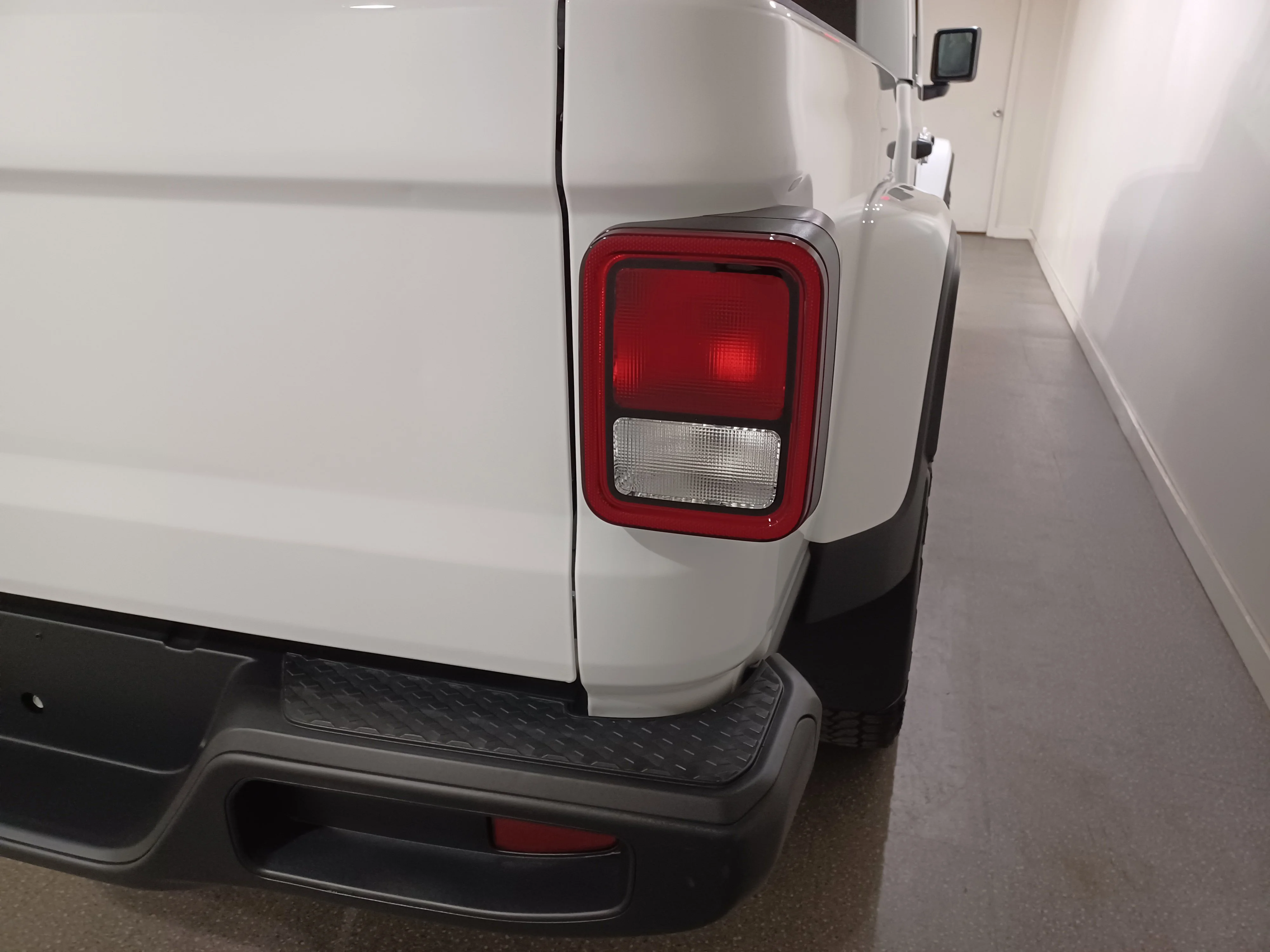 Certified Used 2024 White Jeep Sport 4x4 Nighthawk*Adaptive Cruise | Remote Start | Htd Seats | Htd Wheel image 22