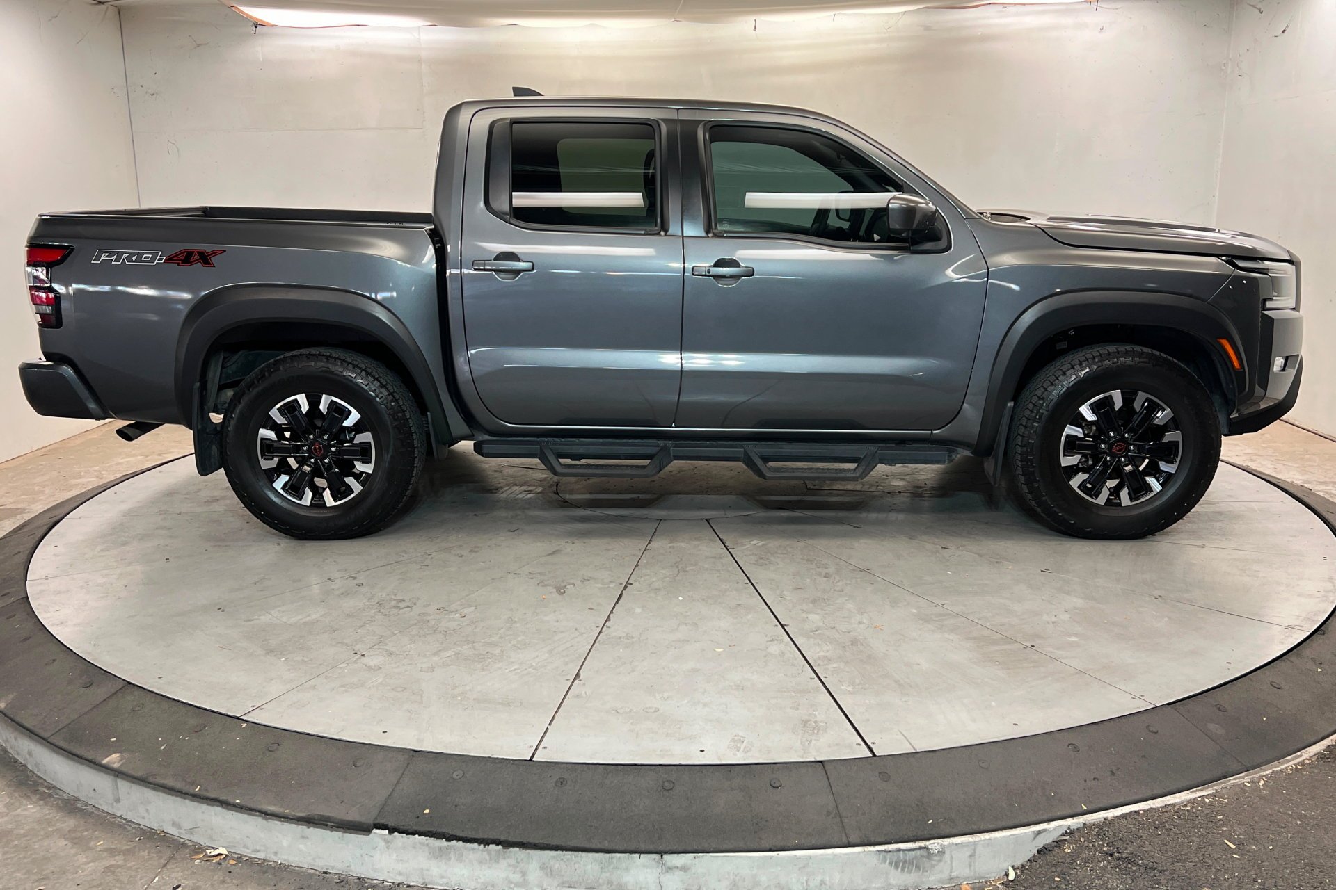 Used 2023 Gun Metallic Nissan PRO-4X image 7