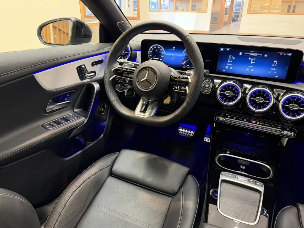 2025 Mercedes-Benz CLA AMG CLA35 - Photo 7