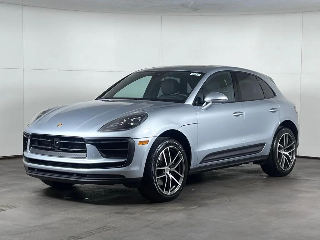 2026 Porsche Macan's photo